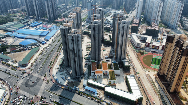 /QJ_001437878882.jpg C7(中国)世纪花城(北区)施工进度图.jpg