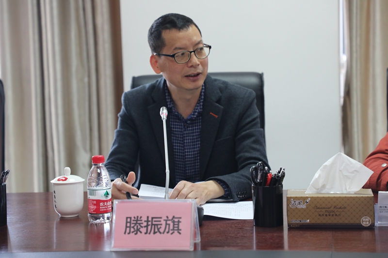 /QJ_415667358262.jpg 滕振旗讲话(朱高熠 摄).JPG