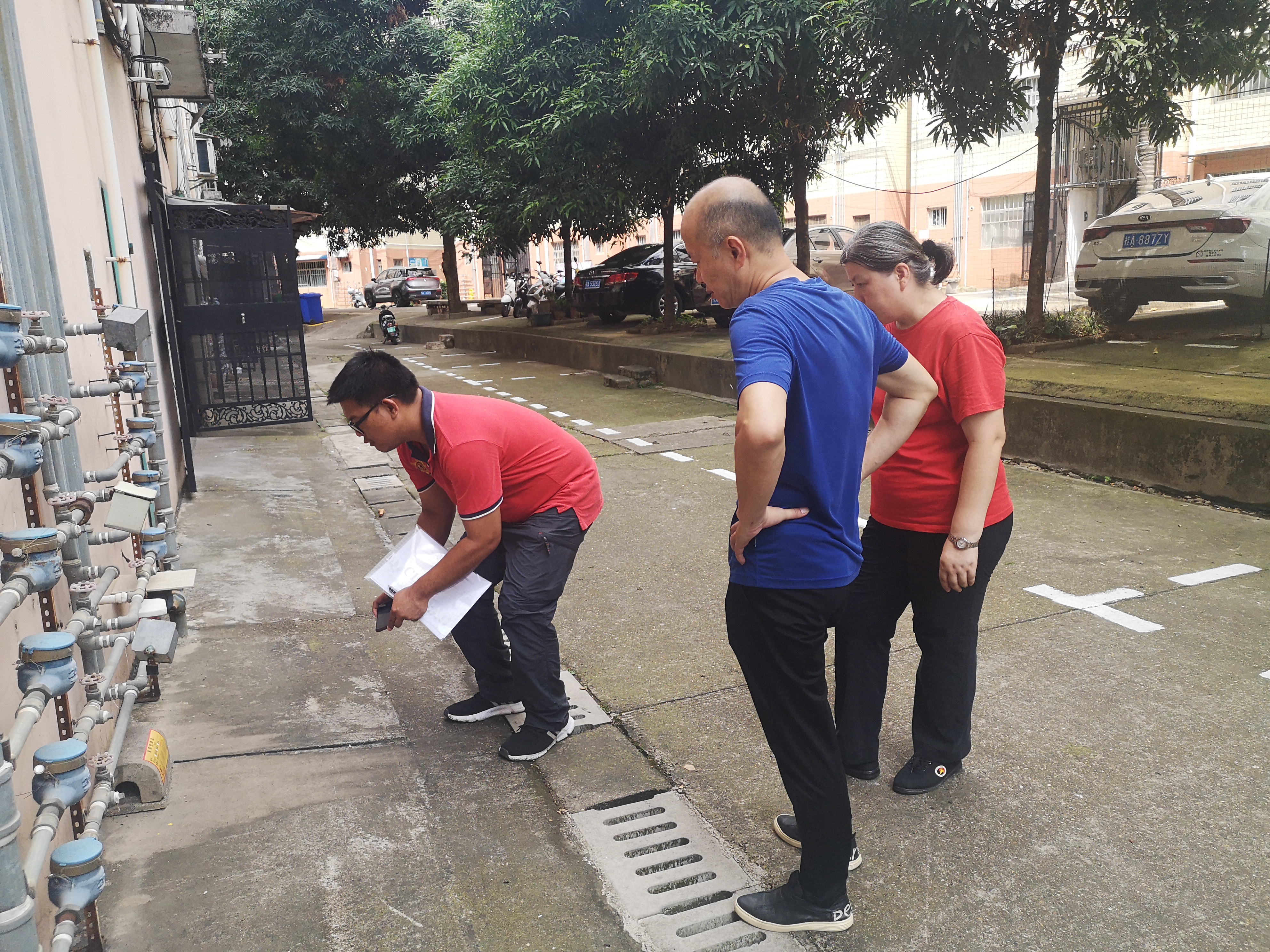 /QJ_260327731884.jpg 督查组开展实地督查(拍摄:何贞艳).jpg