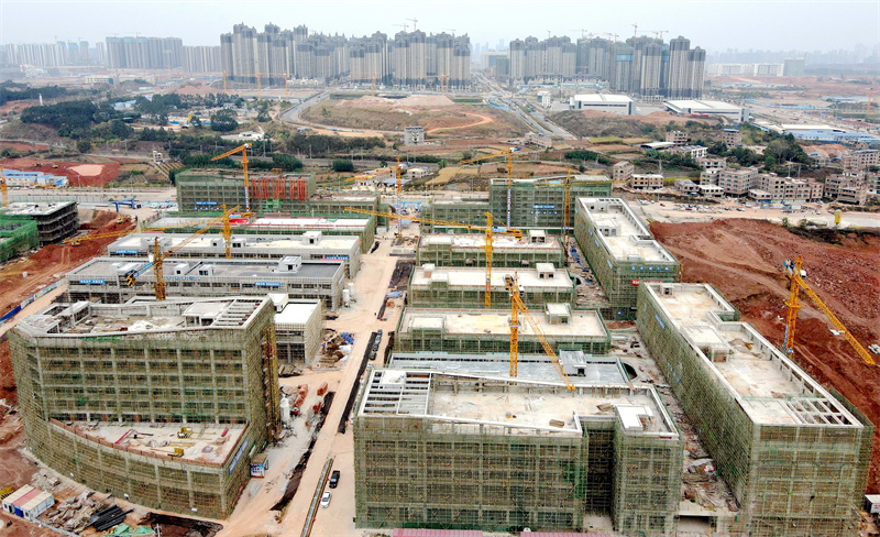 /QJ_941030991909.jpg 交易中心全面封顶.jpg